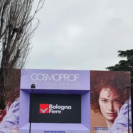 Apartamento Parri 33 Bologna Fiera 4+1 Guest Parking On Demand Exterior foto